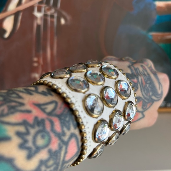 Betsey Johnson Gold and White Bracelet - Picture 9 of 15